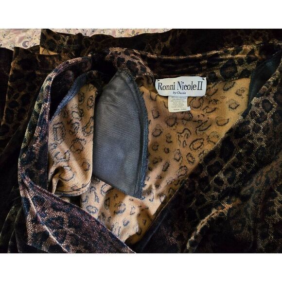 Ronni Nicole II Black & Leopard Print Velvet Long Button-Front Cardigan mob wife - Picture 8 of 9